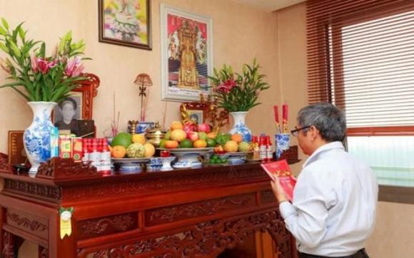 2 ngày ‘đại lộc’ trong tháng Chạp năm nay, rất tốt cho việc lau dọn bàn thờ, tỉa chân nhang