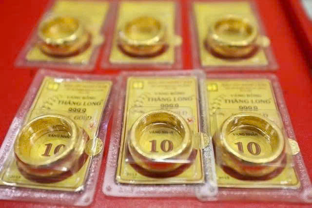 Giá vàng hôm nay 6/2: Vàng SJC, vàng nhẫn Bảo Tín Minh Châu, Bảo Tín Mạnh Hải, Doji, Phú Quý tăng giảm ra sao?