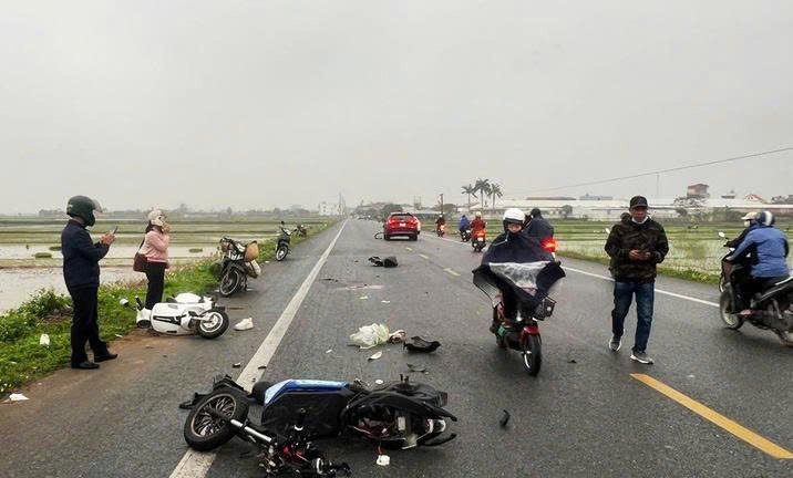 [VIDEO] Hiện trường vụ việc 2 anh em chở nhau đi học g/ặp n/ạn