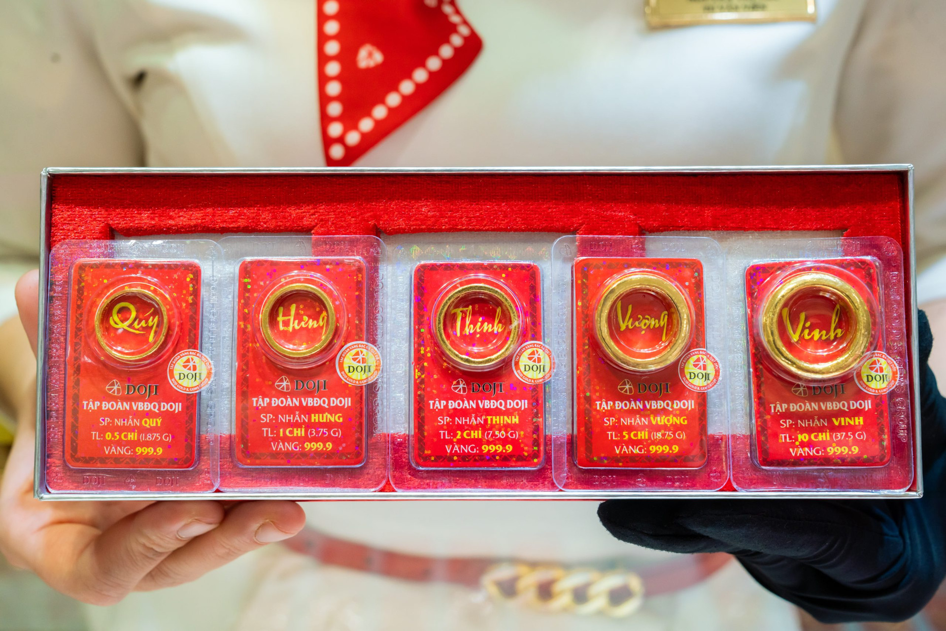 Giá vàng cập nhật 15h chiều nay 25/2/2026: Bảng giá vàng SJC, vàng nhẫn 9999, vàng thế giới