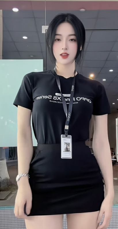 nhan vien TGDĐ h0’t nhâ’t lu’c nay`… Xynh vlone ae ạ –