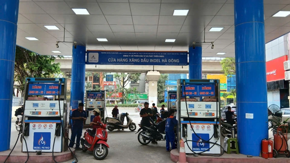 Giá xăng dầu hôm nay 28/3, bổ sung 8.000 tỷ đồng tạm ứng cho quỹ bình ổn