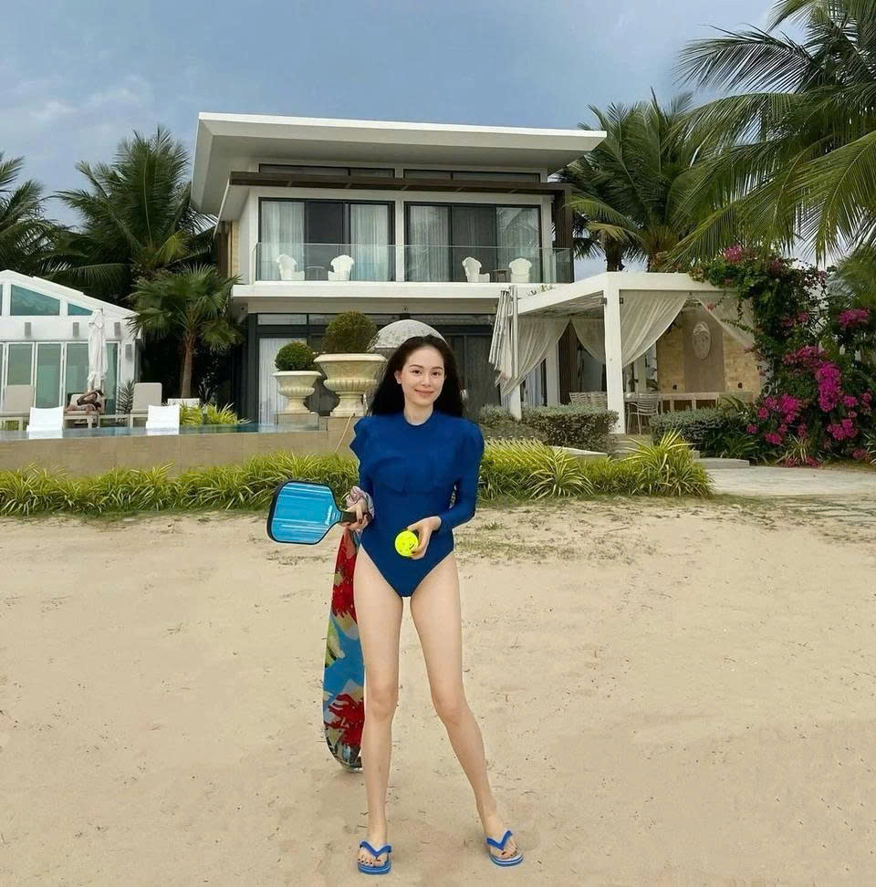 Cô gái gây tranh cãi