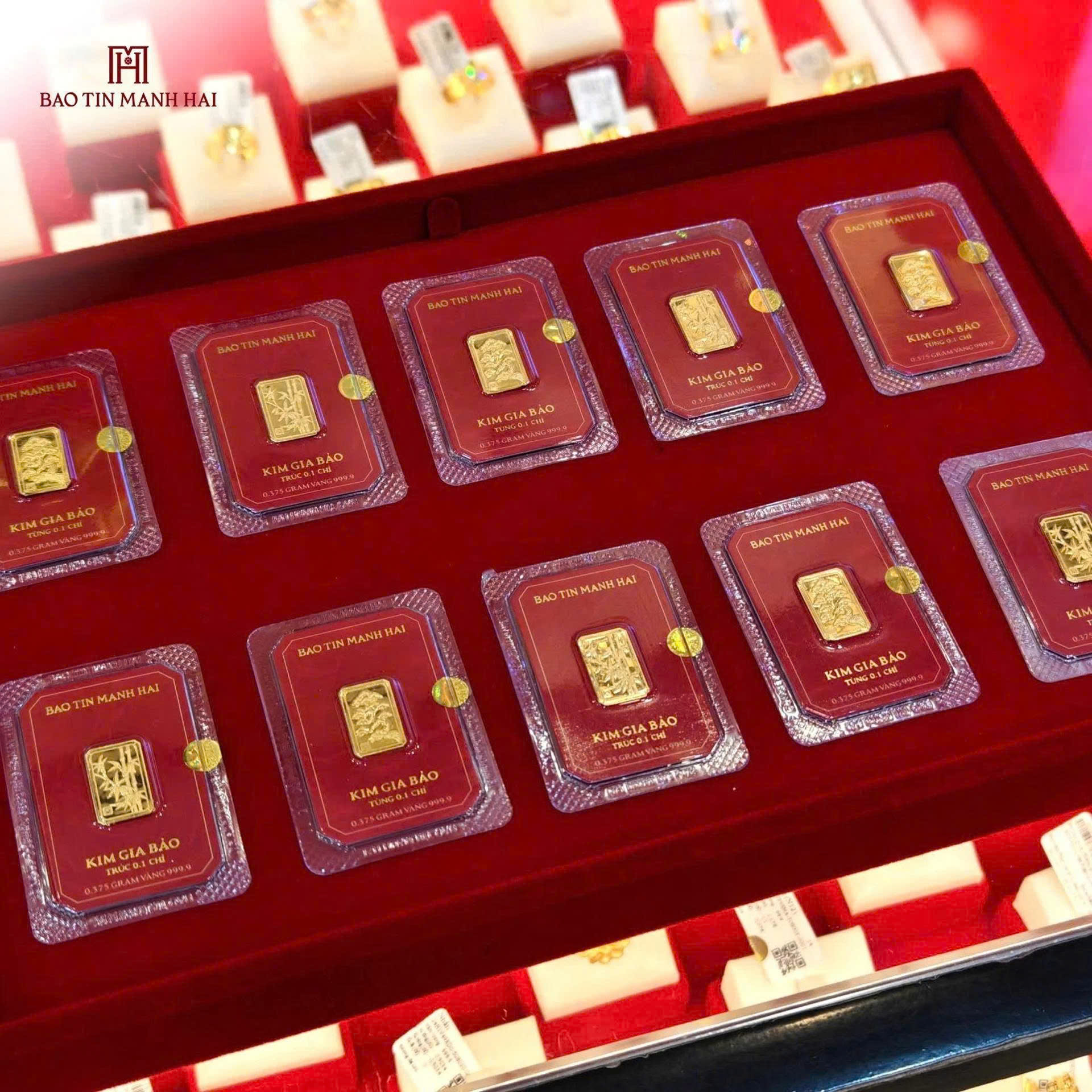 Giá vàng hôm nay 7/3: Vàng nhẫn neo ở mức 182,5 triệu/lượng