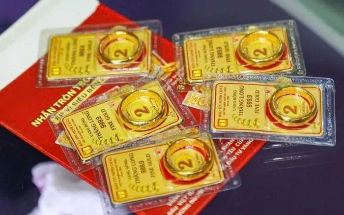 Giá vàng hôm nay (13/3): Đảo chiều giảm sâu